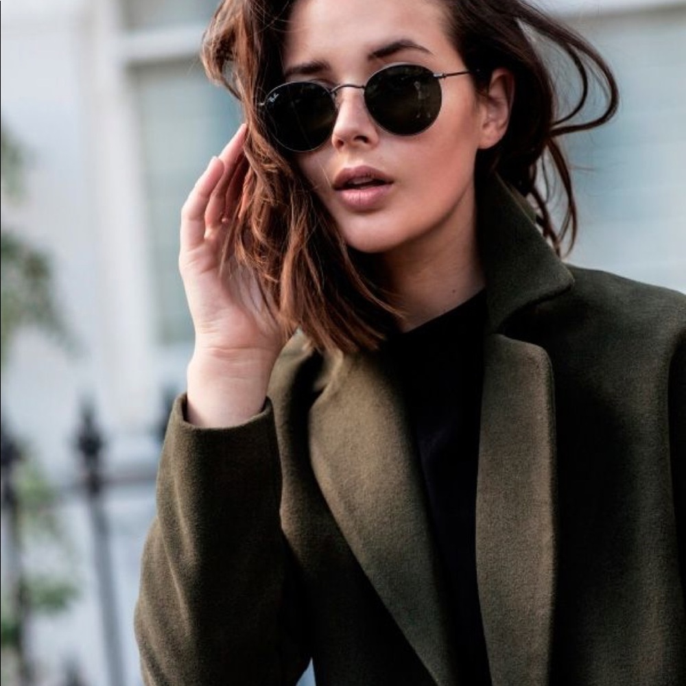 Round Ray Ban sunglasses